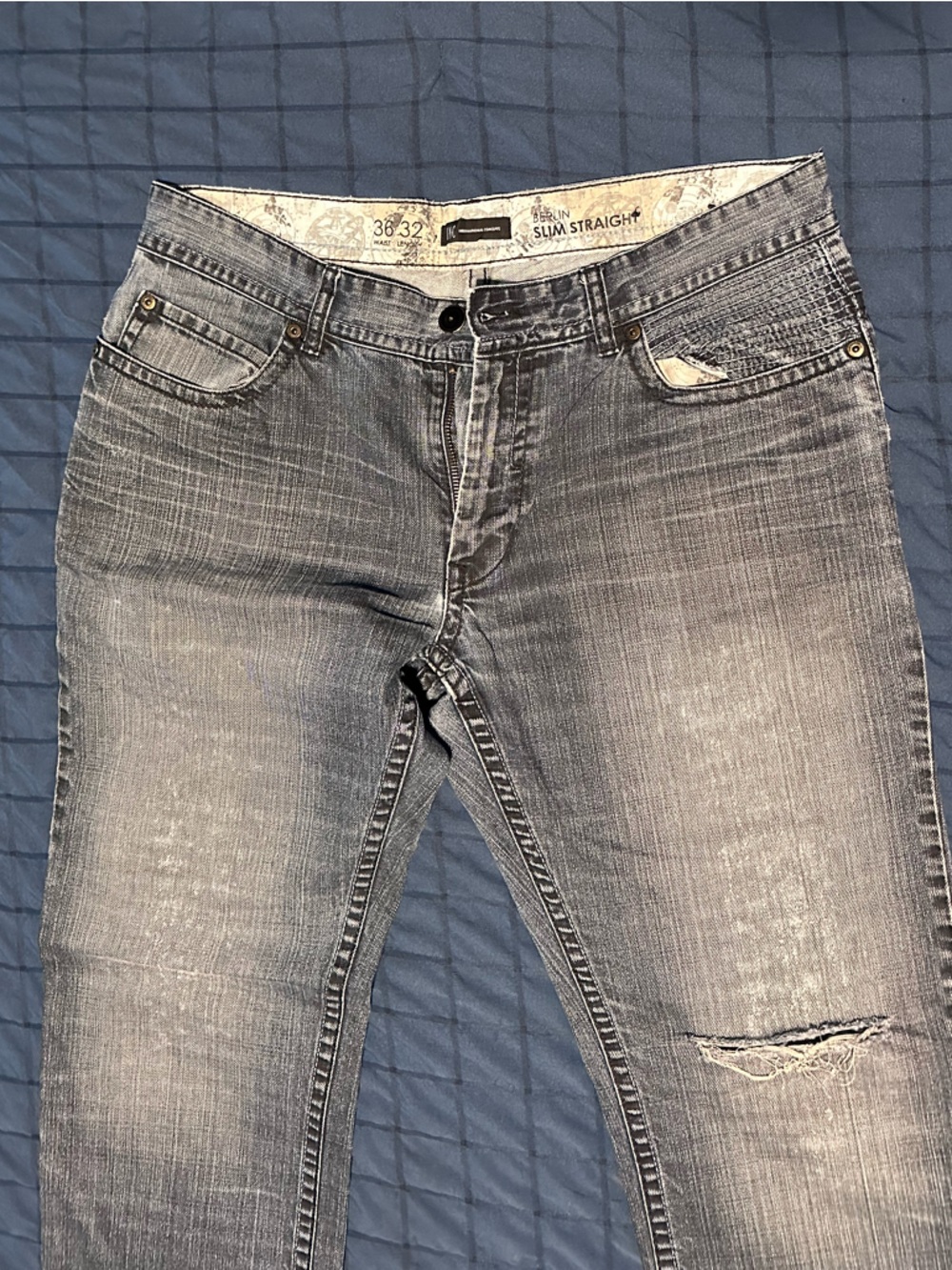 INC International Concepts Women's Skinny Jeans in Faded Gray Wash